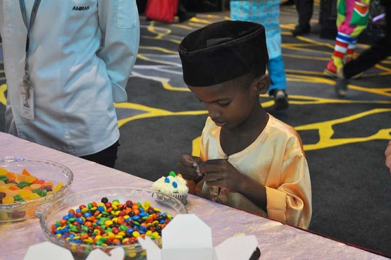 300 orphans and stateless children flock to Sunway Pyramid for Raya shopping spree