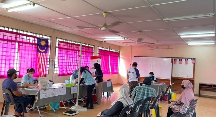 A collage of basic health screening conducted for underserved communities under the purview of the National Kidney Foundation of Malaysia (NKF).