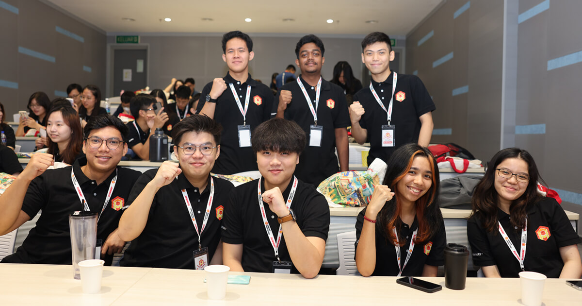 A group of Sunway Agility Challenge participants posing for a photo.